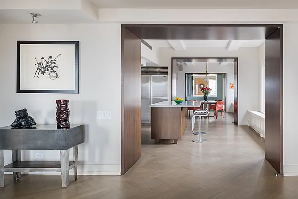 Sold by Ann Weintraub, Ltd. | media 4