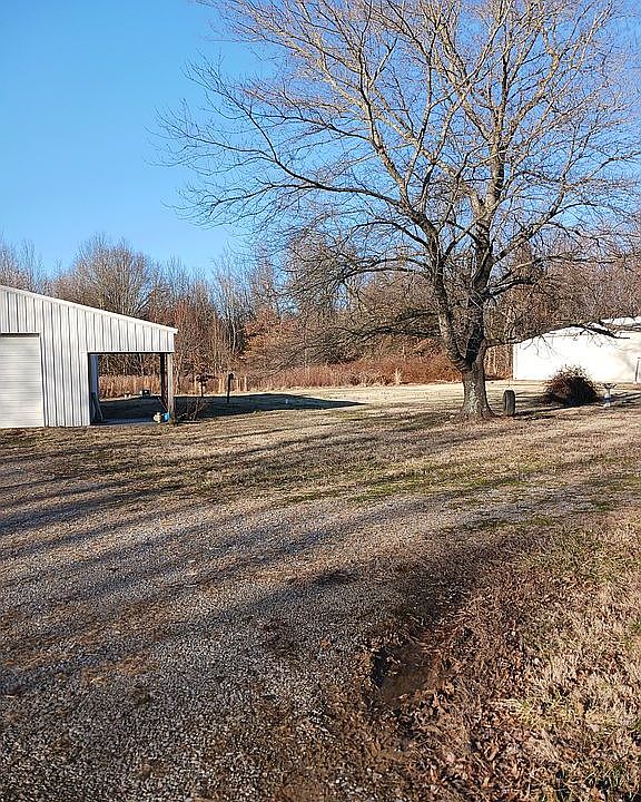 2nd image of 10874 Ferges Rd
