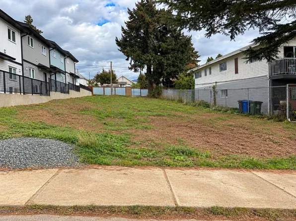 3773 5th Ave, Pt Alberni, BC V9Y 4K4