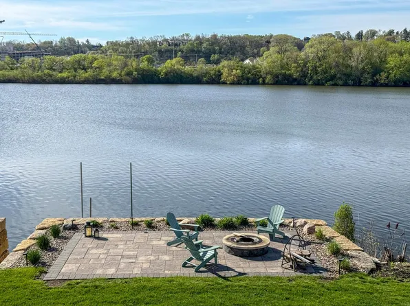 3256 Lake St NW, Rochester, MN 55901