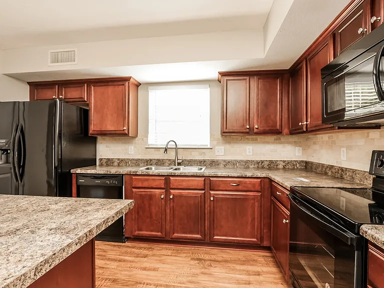 3764 Indian Creek Blvd — Photo 8