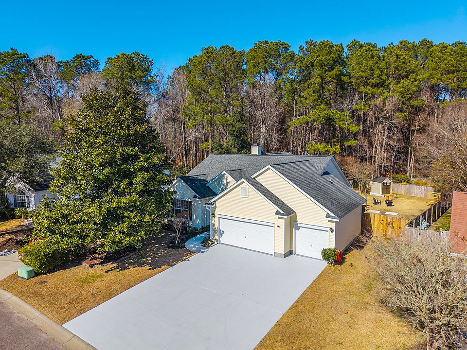 1st image of 4104 Meadow Trace Ct