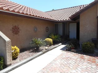 10 Red Oak Cir, Pomona, CA 91766
