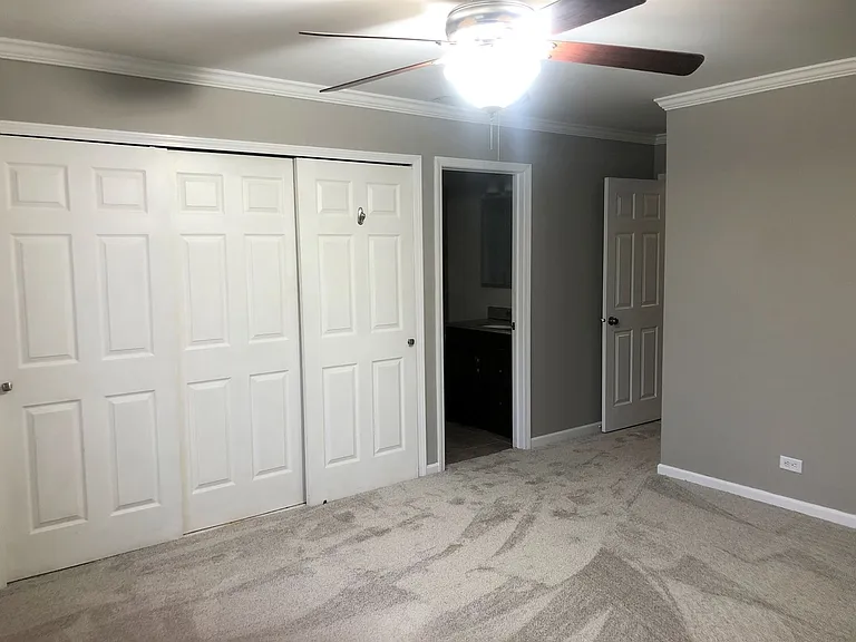 448 Independence Ln — Photo 9