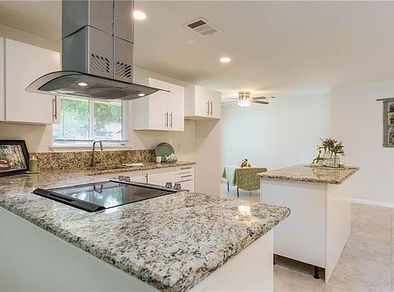 4th image of 87 Ravenswood Dr