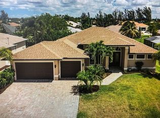 2121 SW 40th Ter, Cape Coral, FL 33914