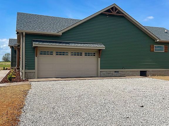 4th image of 1682 Chandlers Rd