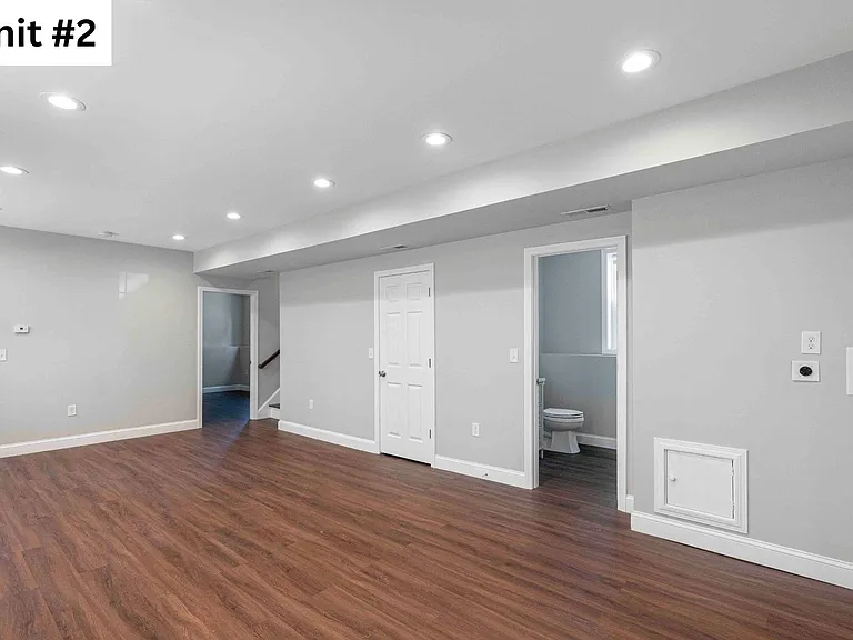 445 Admiral St — Photo 18
