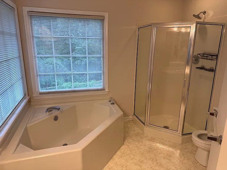 4911 Brompton Ln — Photo 19