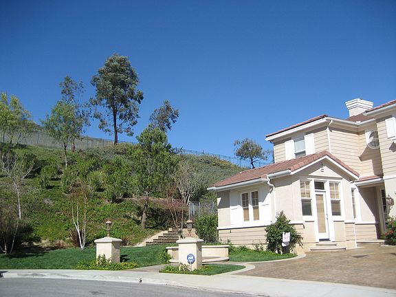 End of Cult Sac 25,800 sq ft lot