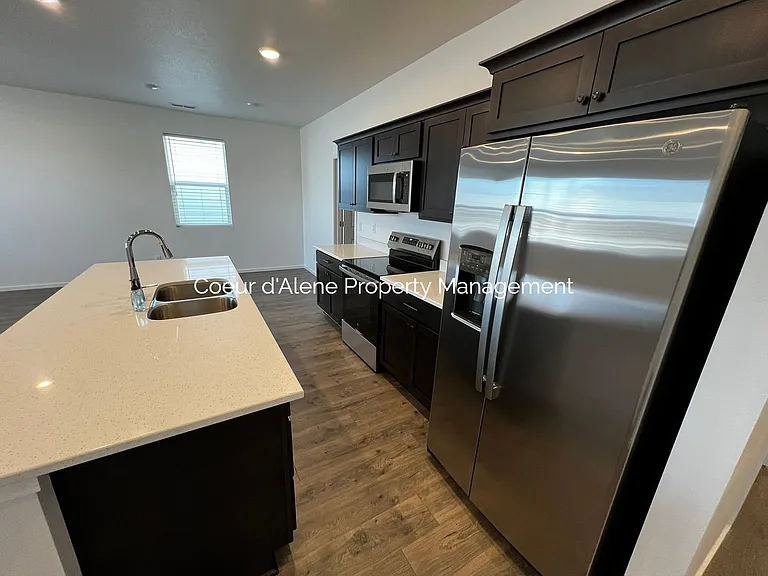 5212 E Aquila Ave — Photo 4