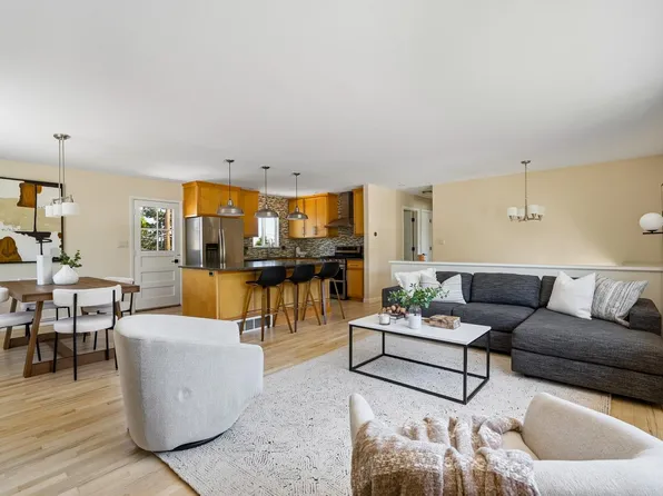 720 Gillaspie Dr, Boulder, CO 80305