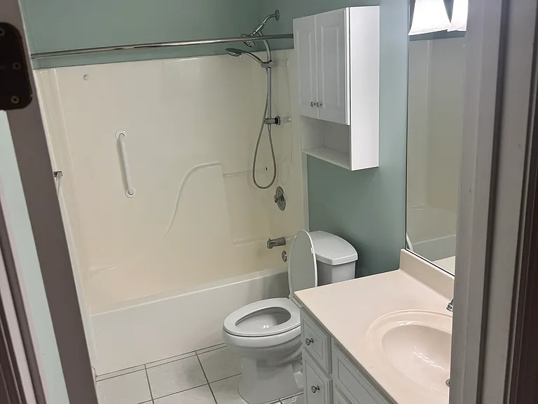 210 Cedar Grove Cir — Photo 4