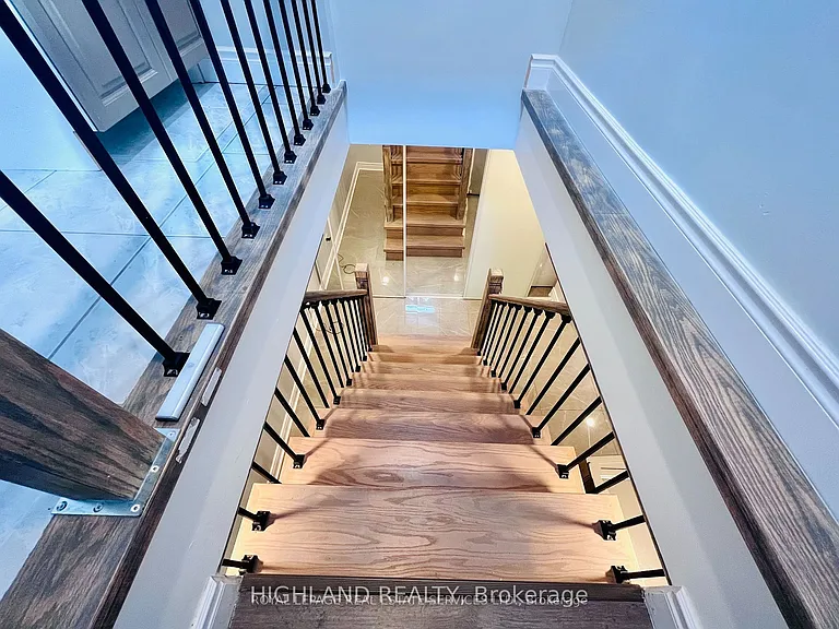252 Hickory Cir #BASEMENT — Photo 2