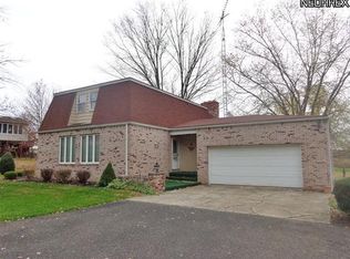 7413 Central Rd NW, Strasburg, OH 44680