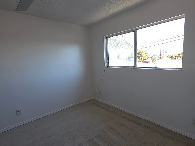 1432 W 106th St #2 — Photo 8