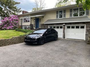 955 Homestead Ave #A, Maybrook, NY 12543