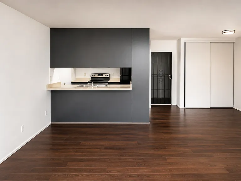 3505 Angelucci St #2H — Photo 2
