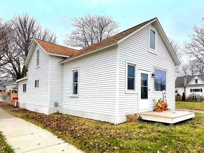 1114 S Wenona St, Bay City, MI, 48706