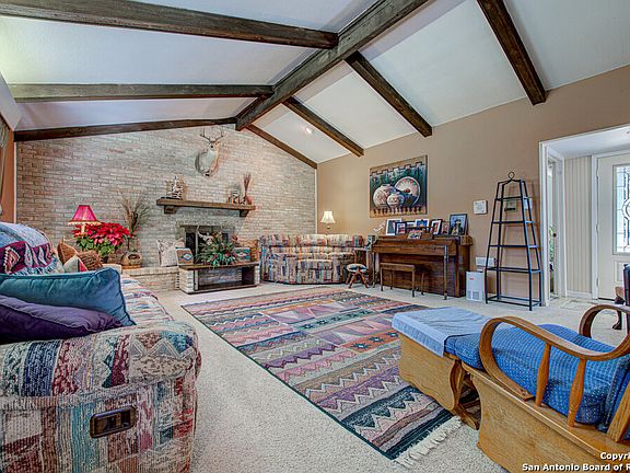 5th image of 750 High Low