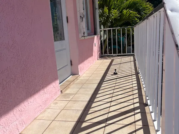 66 Coral Dr, Key Largo, FL 33037