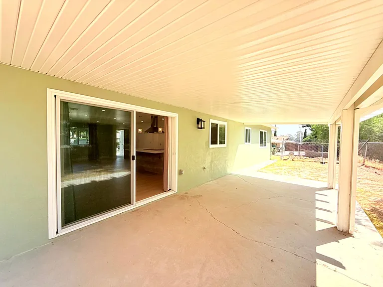 10839 Fellows Avenue — Photo 42