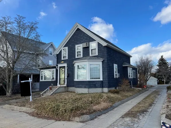 78 Main St, Winthrop, MA 02152