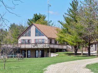 11686 Poplar Grove Rd, Poplar Grove, IL 61065