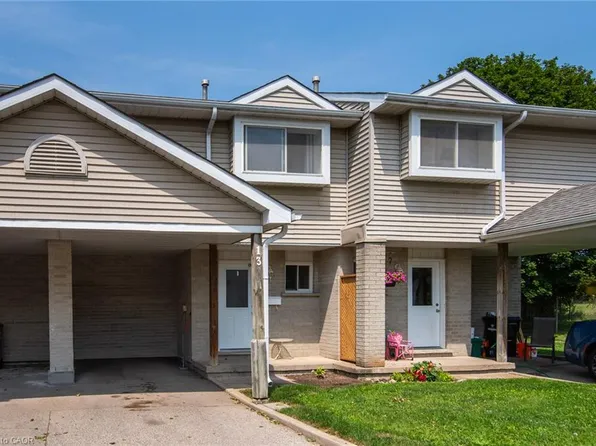 125 Sekura Cres #13, Cambridge, ON N1R 8B4