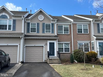 33 Sparrow Walk, Newtown, PA, 18940