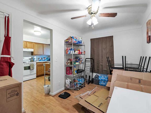 5th image of 3970 N Fordham Pl