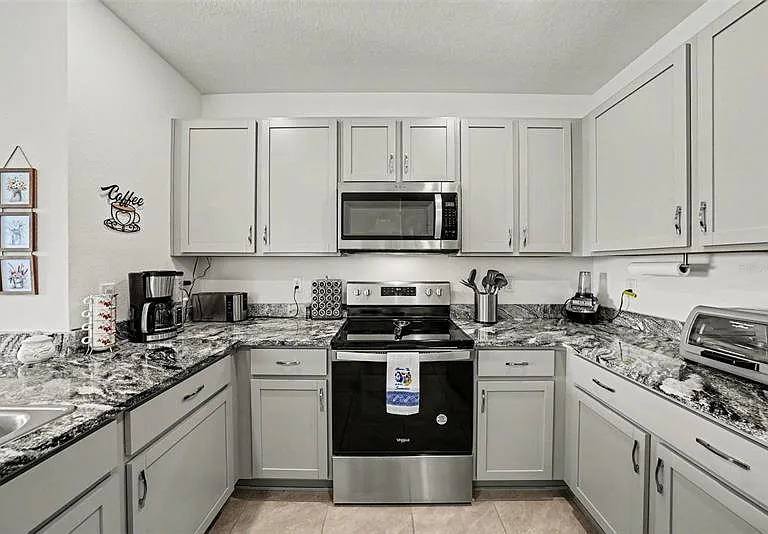 6298 Wandering Willow Dr — Photo 5
