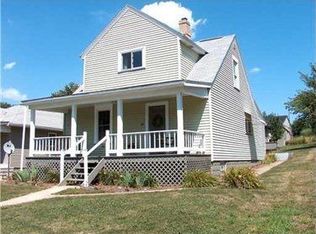 20 Home St, Burgettstown, PA 15021