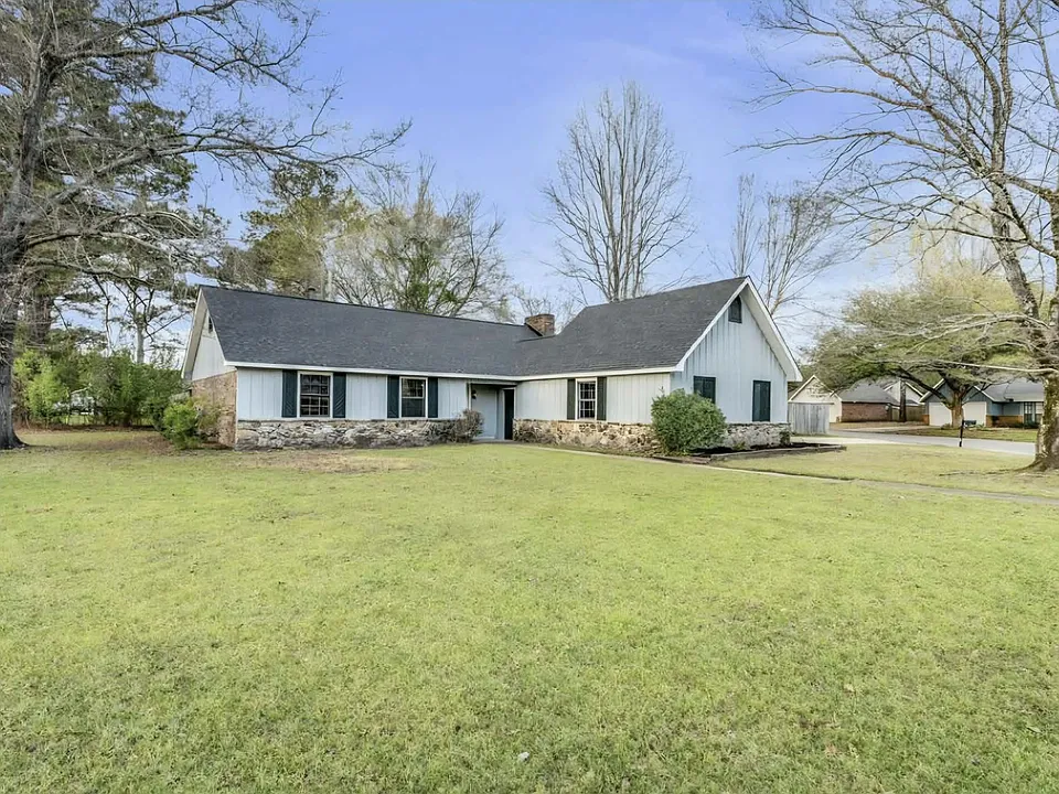 3211 John Hancock Dr
