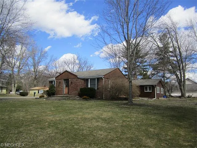 6203 Stone Rd photo 1
