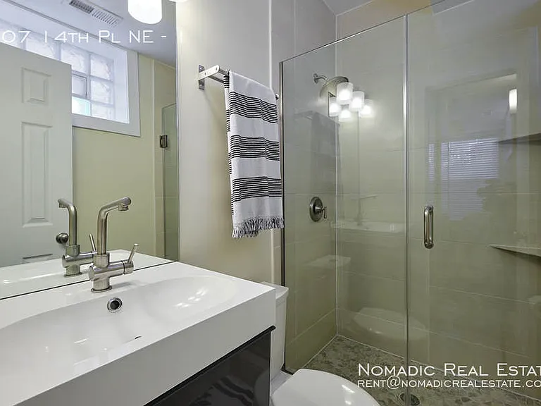 607 14th Pl NE #1 — Photo 13