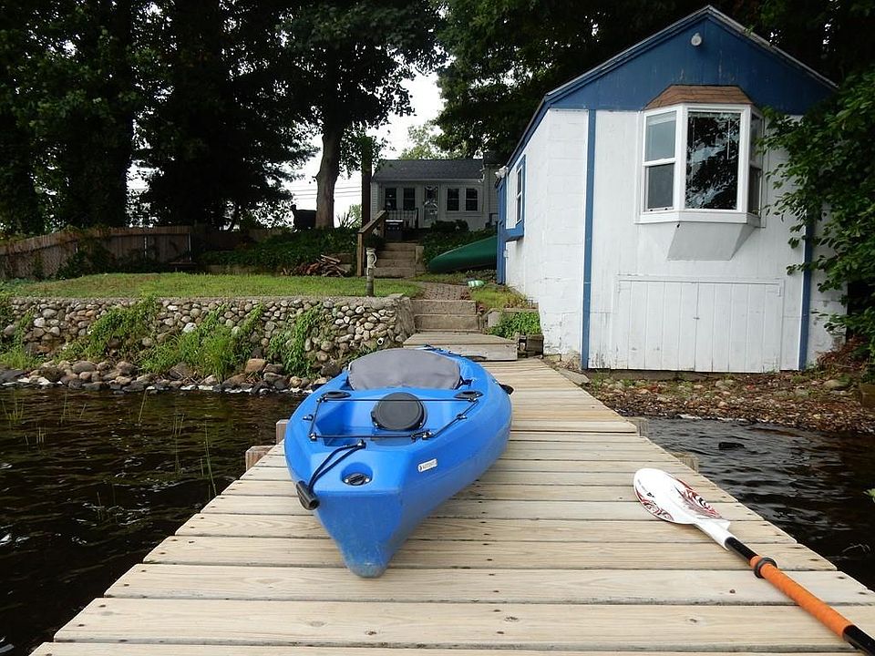 499 Monponsett St, Halifax, MA 02338 Zillow