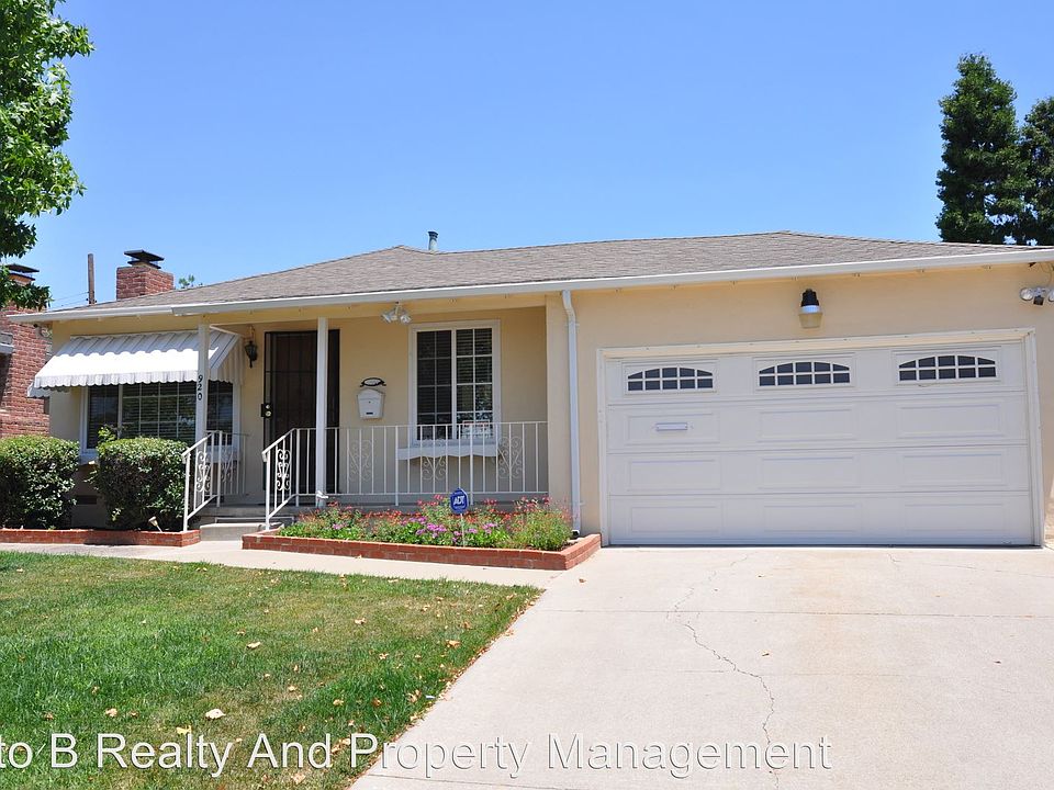 1st image of 920 Alba Ct