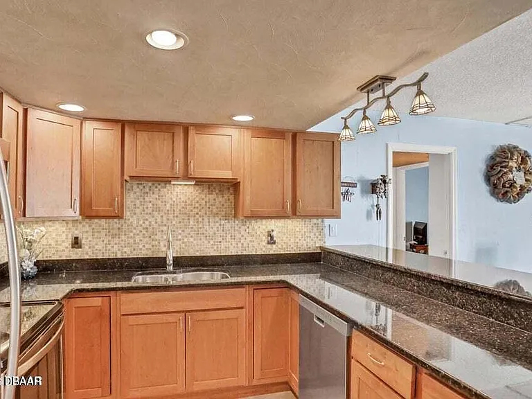 2947 S Atlantic Ave #606 — Photo 5