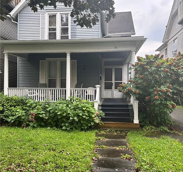 25 Vick Park #A