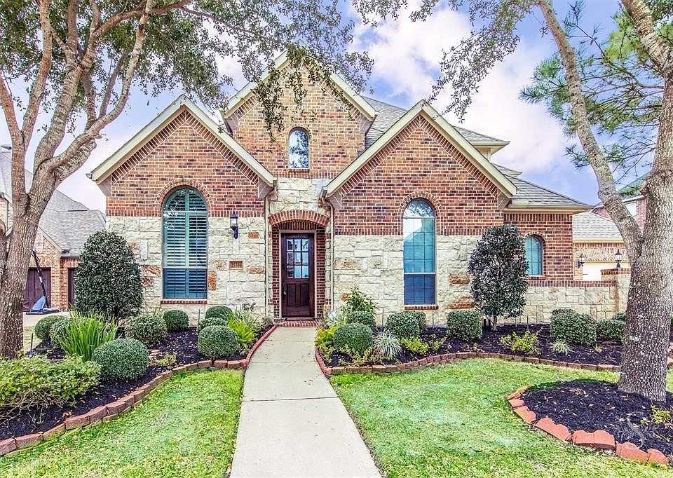 1st image of 25306 Springwood Lake Dr