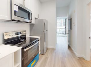 1028 Alberni St #61C3894B1, Vancouver, BC V6E1A3