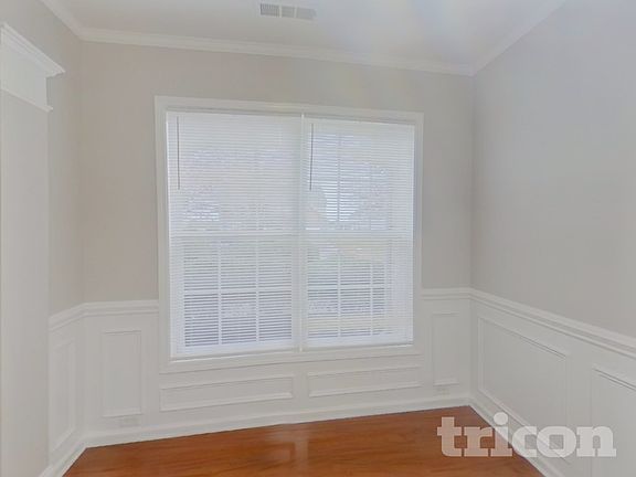4th image of 2303 Catoctin Hollow Ct