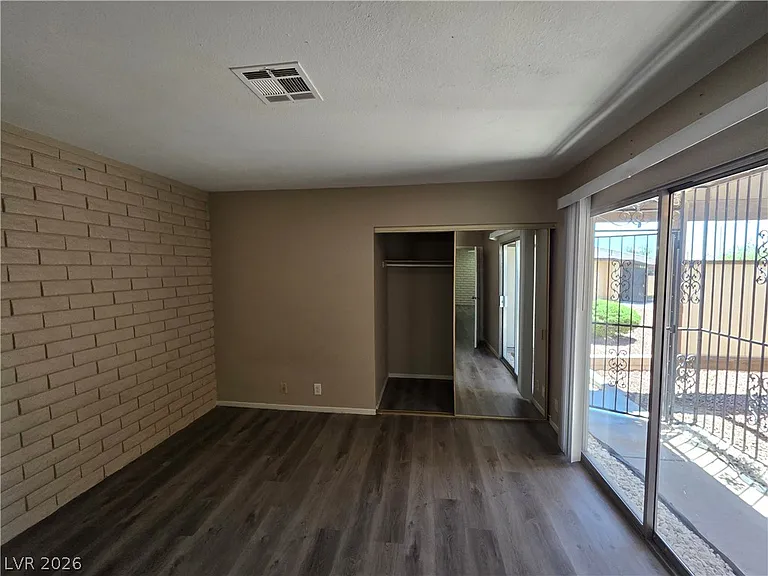 3009 Saint George St #F — Photo 41