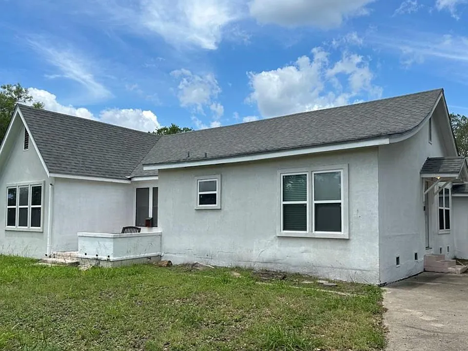 1005 E Fulton St