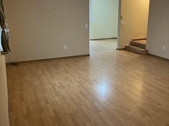 3rd image of 224 W Wyandotte Ave