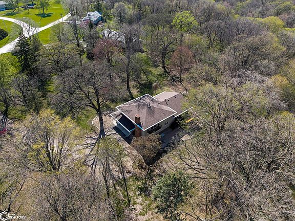 4th image of 2695 Timberlane Rd