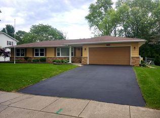 1124 Northampton Rd, Kalamazoo, MI 49006