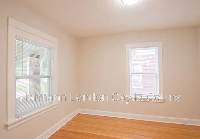 3424 Lucas And Hunt Rd — Photo 3