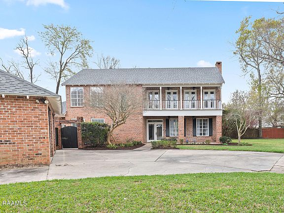 4th image of 808 Canaan Dr